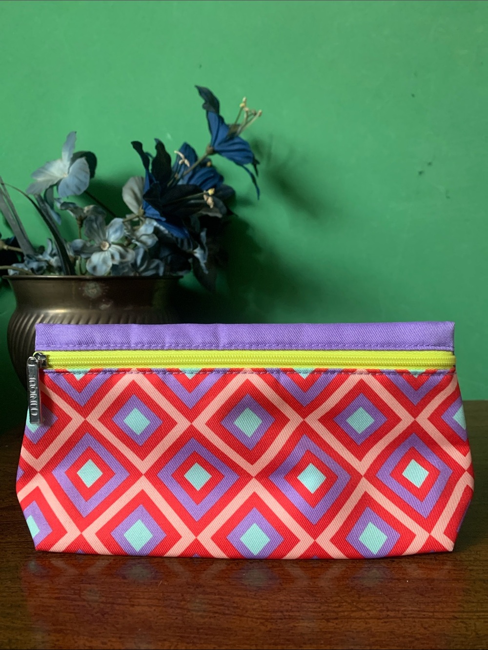 NWOT Clinique Purple Diamond Makeup Bag